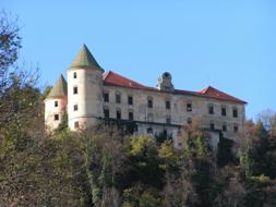 €370000, Castle in Spa area on the Croatian Border. Click here for more details. €370000, Castle in Spa area on the Croatian Border. Click here for more details.